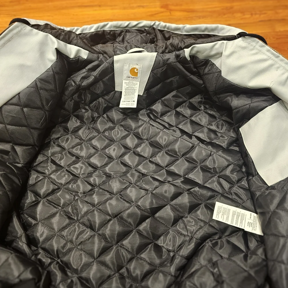 Carhartt Gray and Black Jacket with NY Logo - Picture 11 of 11